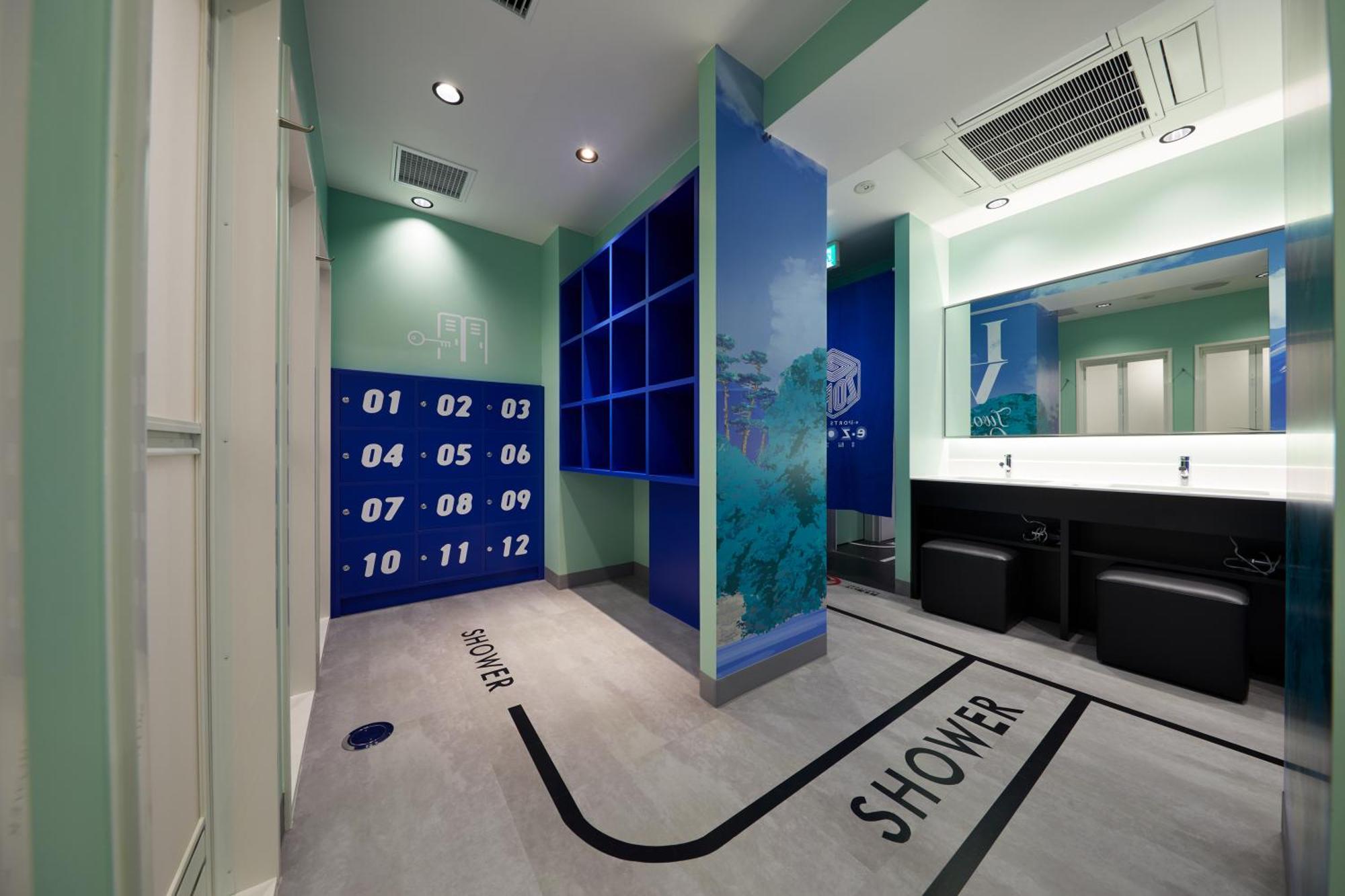 Esports E-zone 電脳空間 Hostel Ōsaka